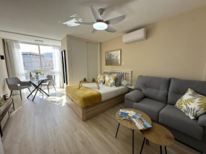 Estudio céntrico 10 min a playa en Benalmádena